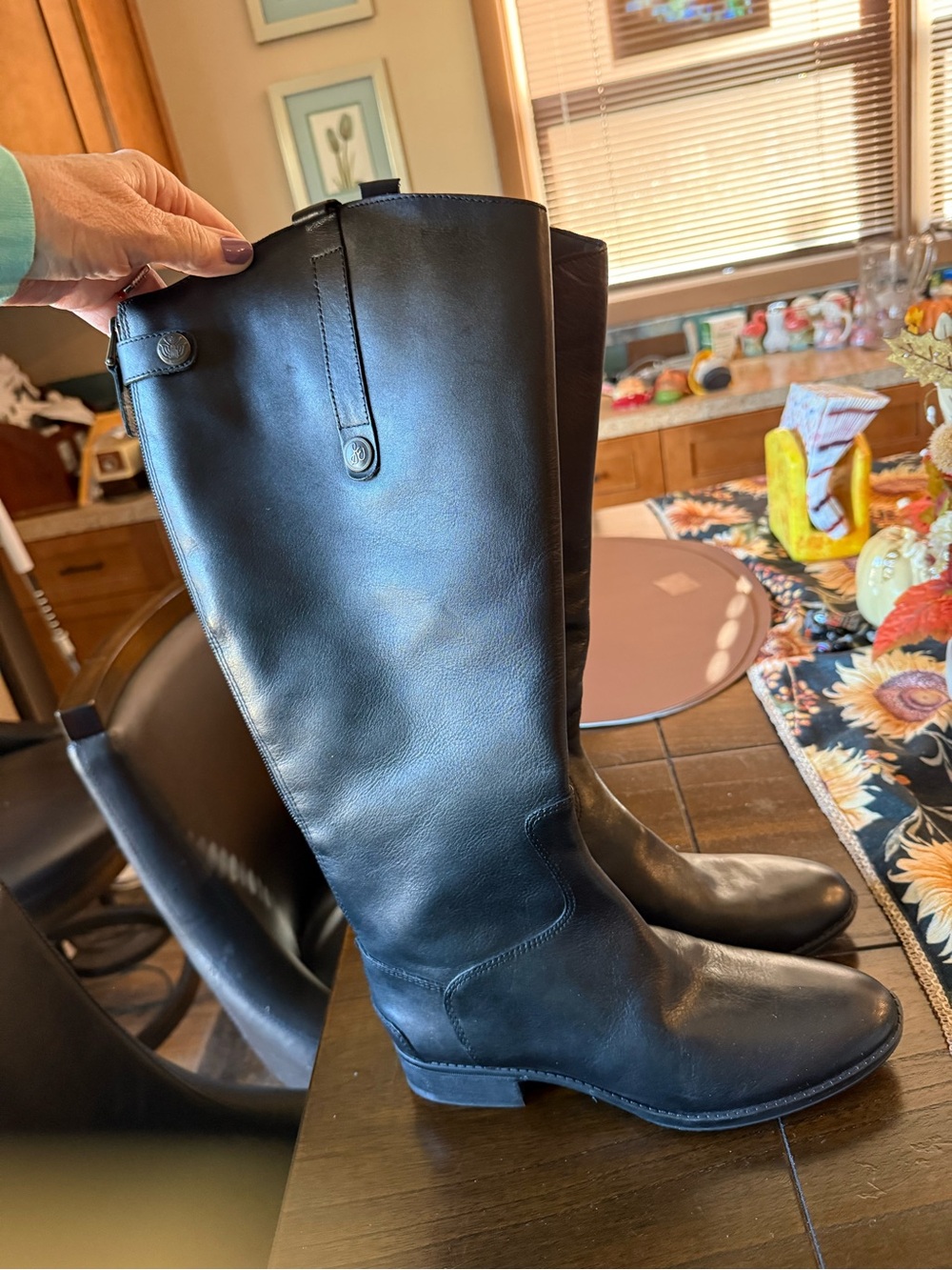 Sam Edelman Penny Black Leather Riding Boots, size 8 Wide Calf